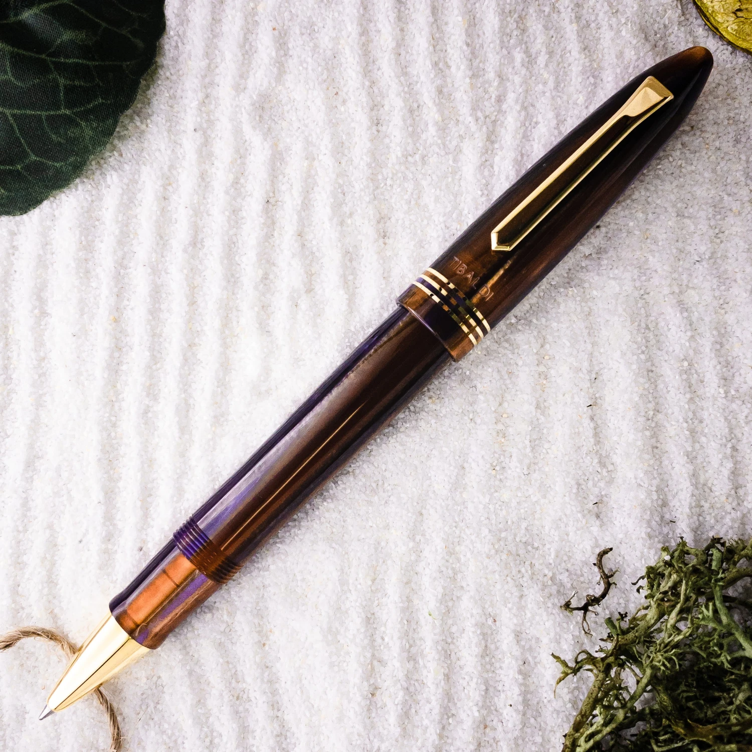 Tibaldi Bononia Seilan Purple Resin Rollerball Pen, Gold Trim 1 Tibaldi Bononia Seilan Purple Resin Rollerball Pen, Gold Trim