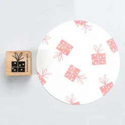 Perlenfischer Stamp - Small Gift With Bow