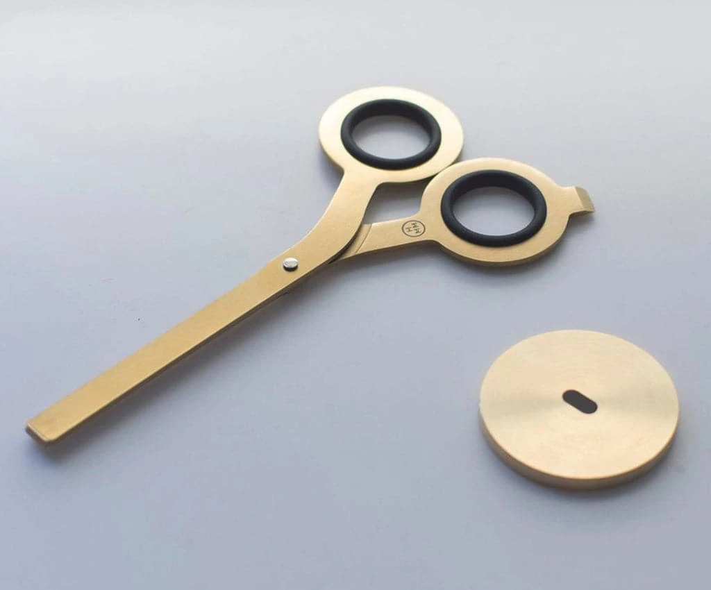 HMM Scissors With Base - Gold 4 HMM Scissors With Base - Gold - Image 4
