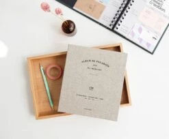 Iconic Album [Oatmeal]