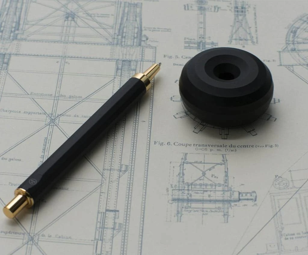 HMM Paperweight / Pen Stand 4 HMM Paperweight / Pen Stand - Image 4