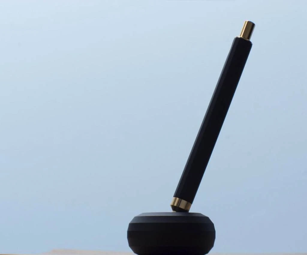 HMM Paperweight / Pen Stand 3 HMM Paperweight / Pen Stand - Image 3