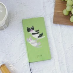 Hobonichi Weeks Japanese Edition April 2024 Start [Keiko Shibata: Fluffy Floating Kittens] -Stationery Sale Shop slide 01 77